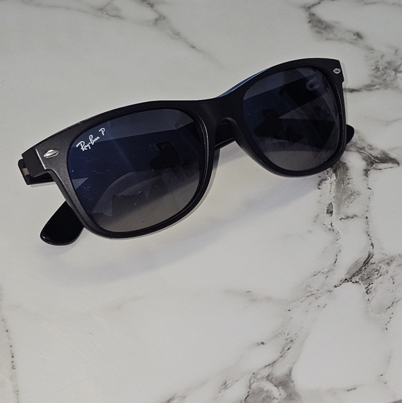 Rayban Black Sunglasses for Men, New in good condition - Picture 1 of 6